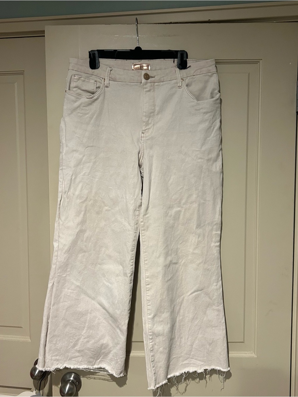Kut By The Kloth “Meg” Fab Ab Wide Leg Jean